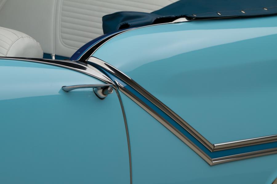  Oldsmobile Golden Rocket 88 J-2 Convertible 1957 года  (фото 8 из 21)